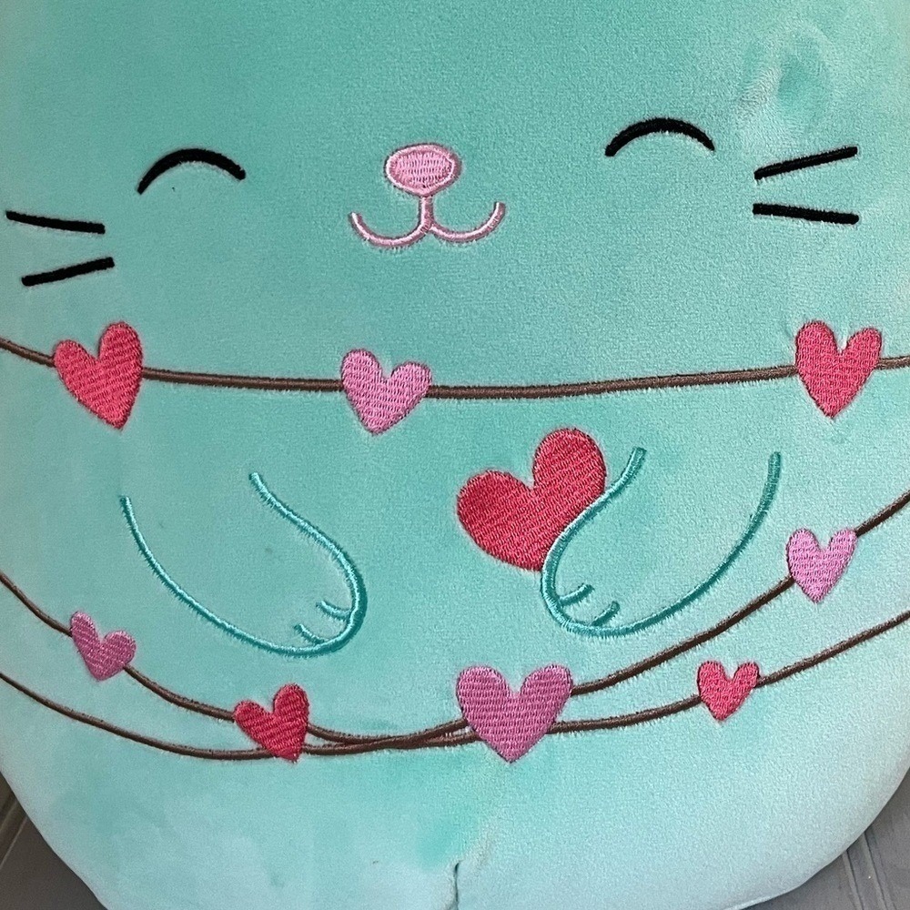 Squishmallows Charisma Mint Cat 12 Inch Heart String Lights 2024 Plushy NWT - Picture 10 of 11